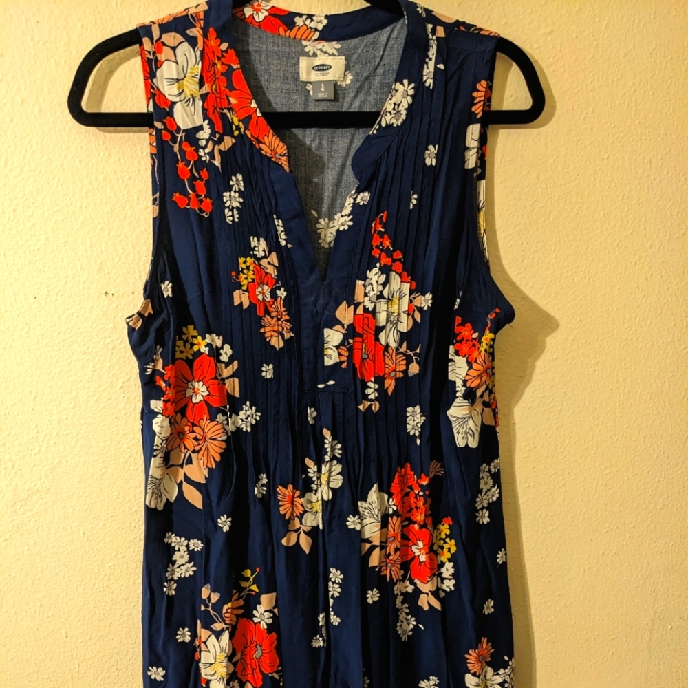 EUC Women's Old Navy L Blue Floral Dress